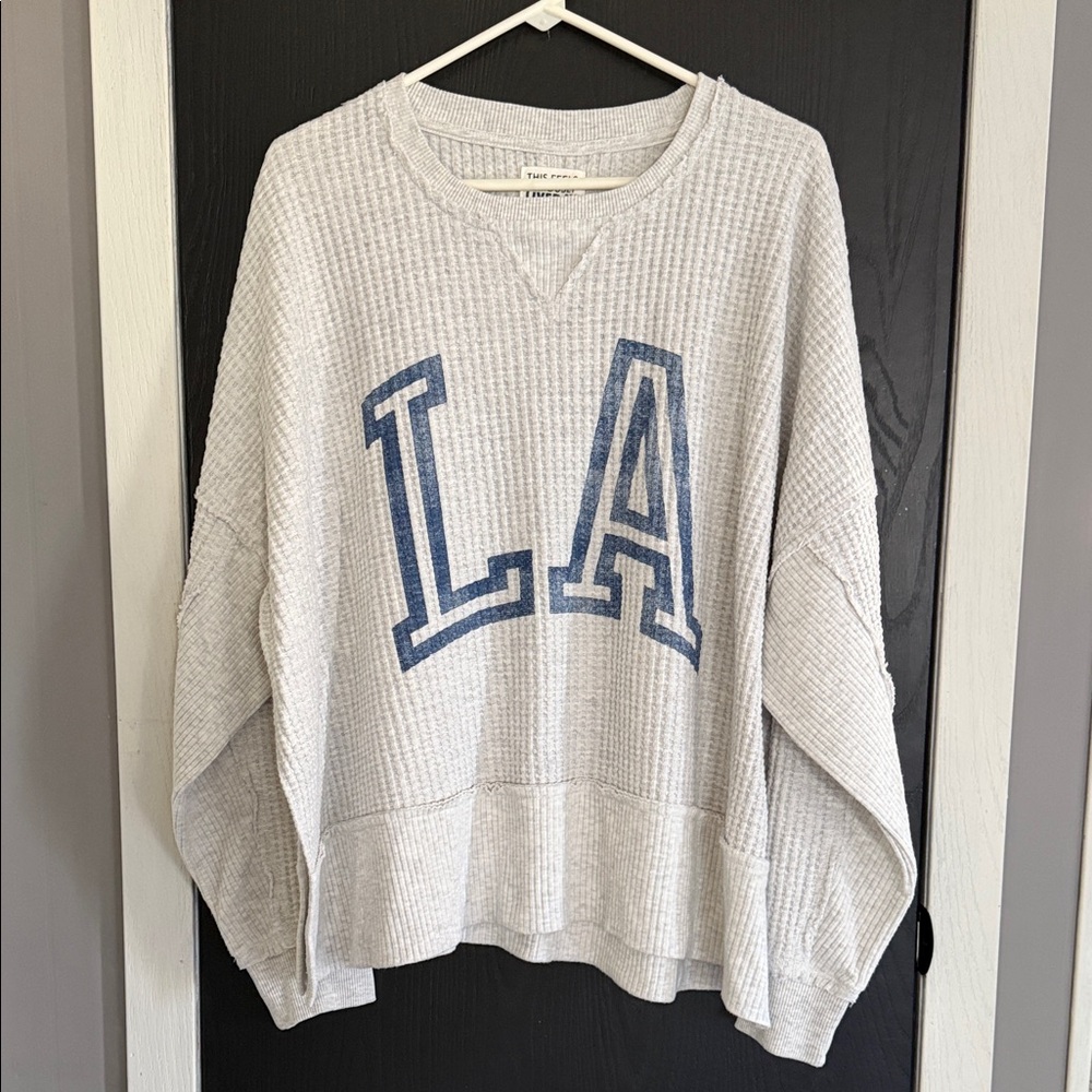 American Eagle Light Gray Waffle Knit Sweatshirt with Navy Logo